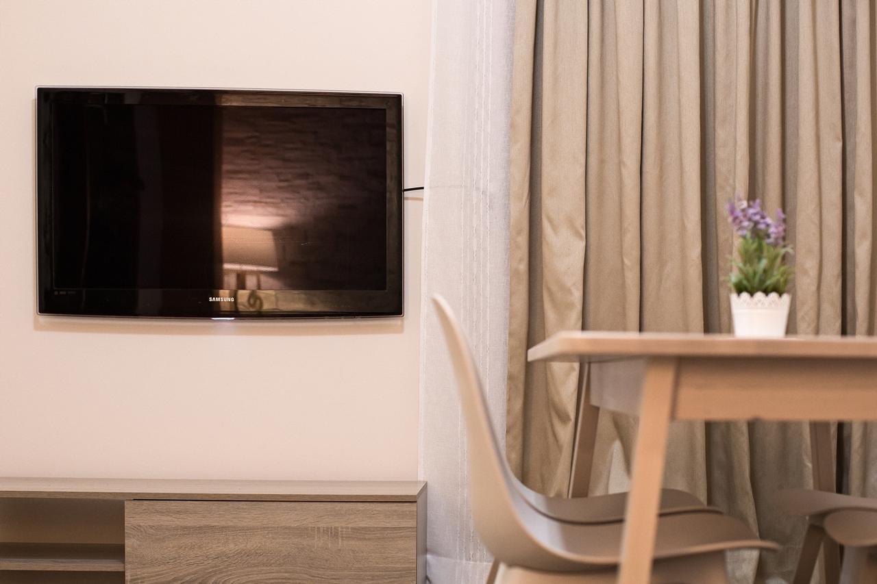 Paradise Apartment In Peiraiki พีเรียส ภายนอก รูปภาพ
