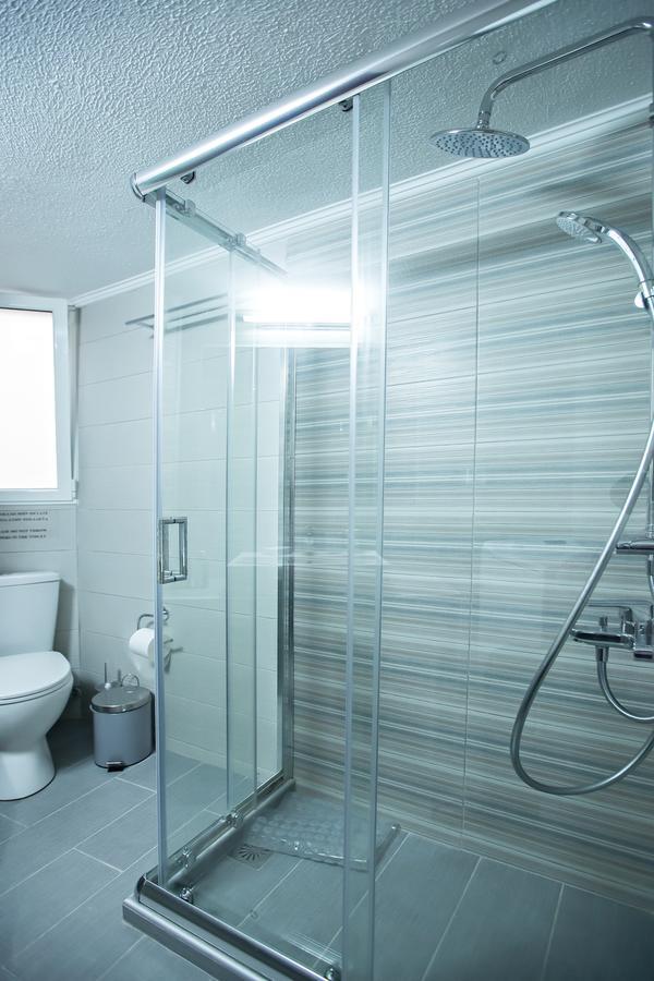 Paradise Apartment In Peiraiki พีเรียส ภายนอก รูปภาพ