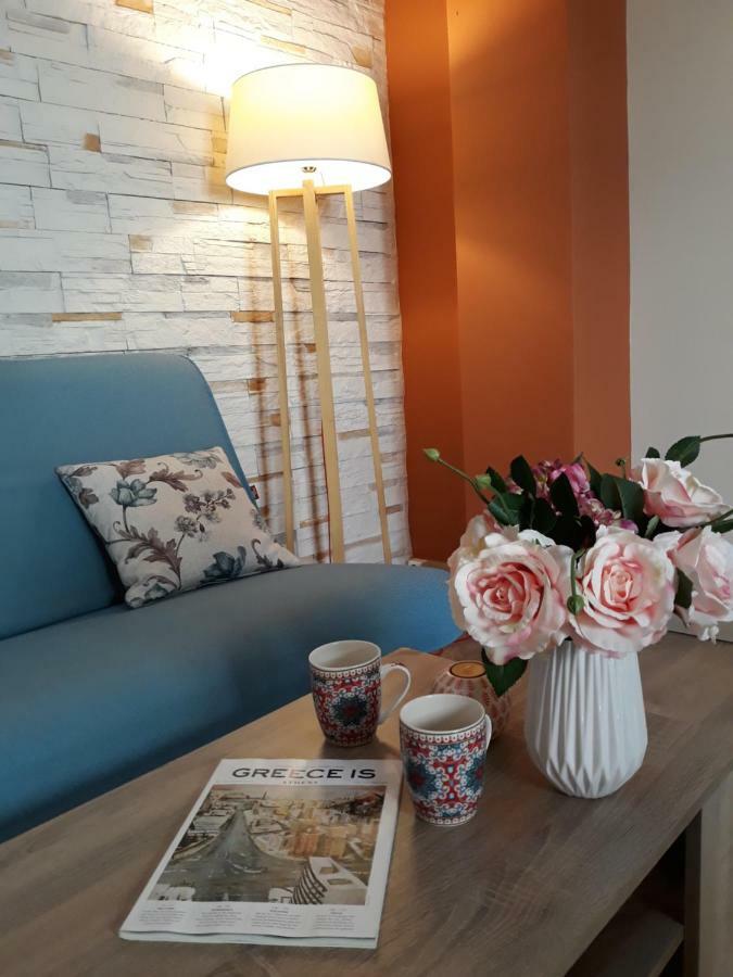 Paradise Apartment In Peiraiki พีเรียส ภายนอก รูปภาพ